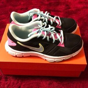 Girls Nike